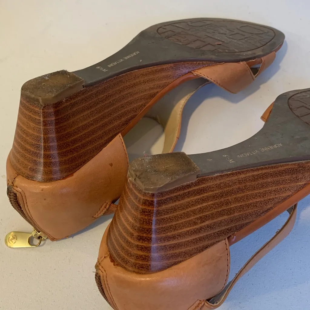 Adrienne Vittadini Women’s Size 6.5 Light Brown Leather Strappy 2” Wedge Sandals - Image 8