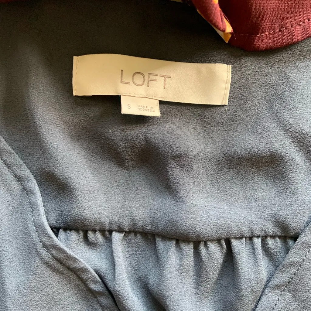 10 Item Women’s Top Bundle - Image 12