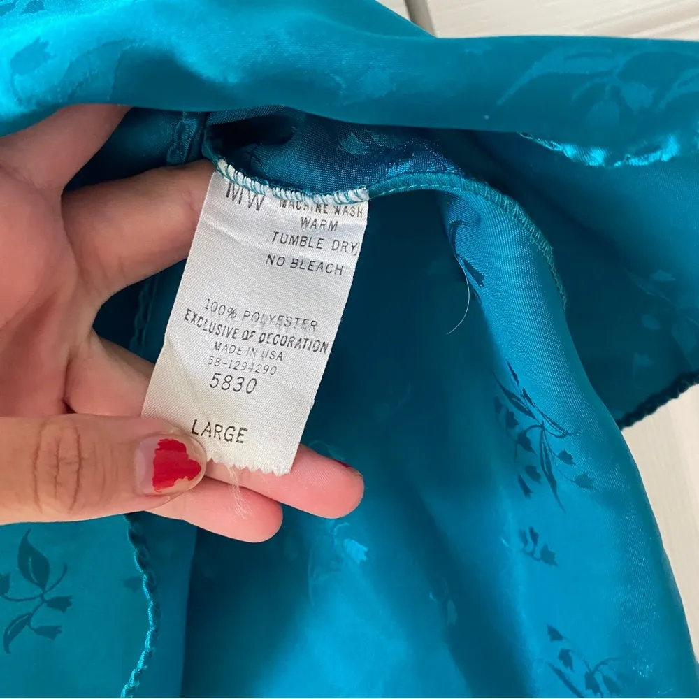 Vintage Silky Short Nightie Size Large Blue - Image 2