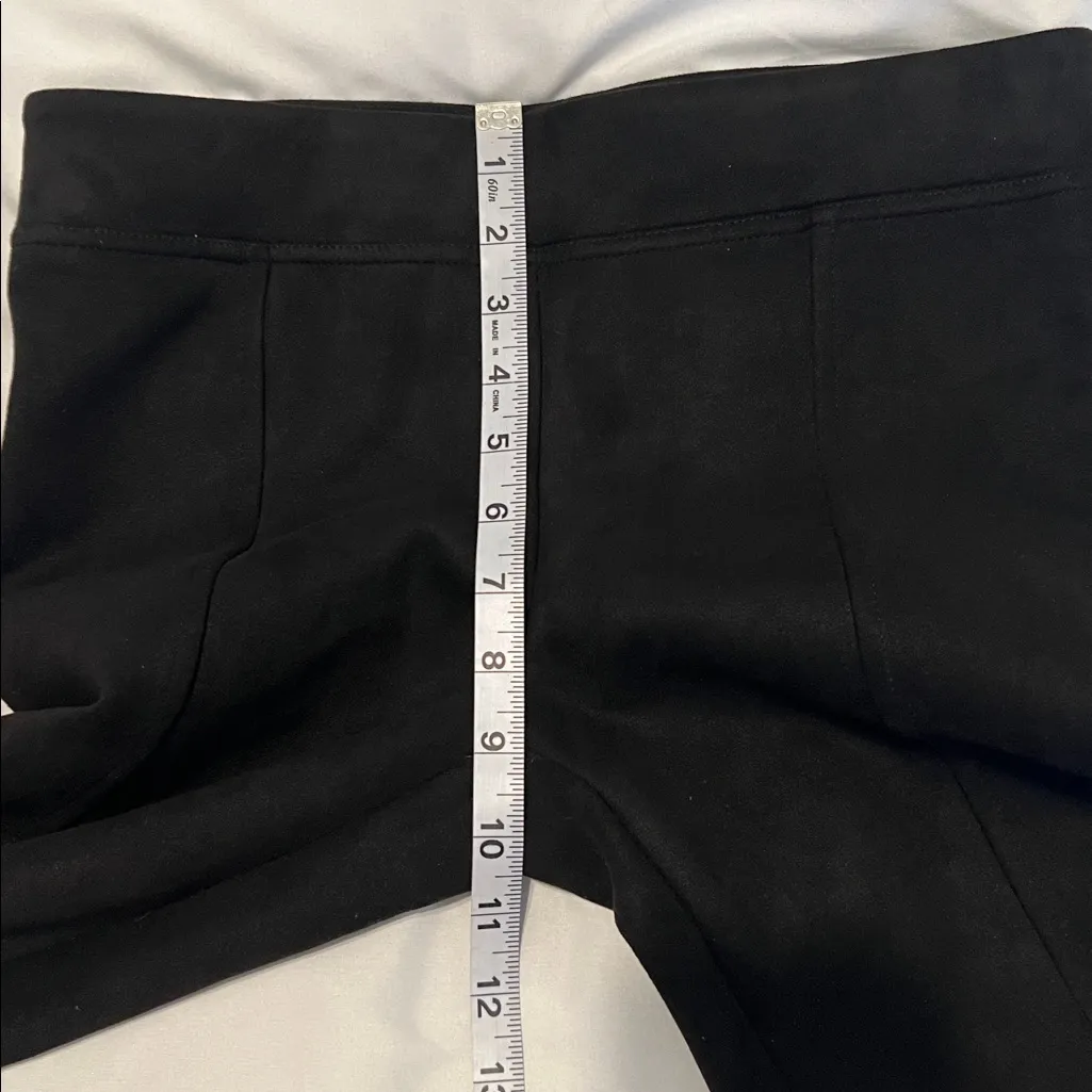 Andrew Marc sizeXS faux suede soft stretchy straight leg pants leggings like new - Image 5