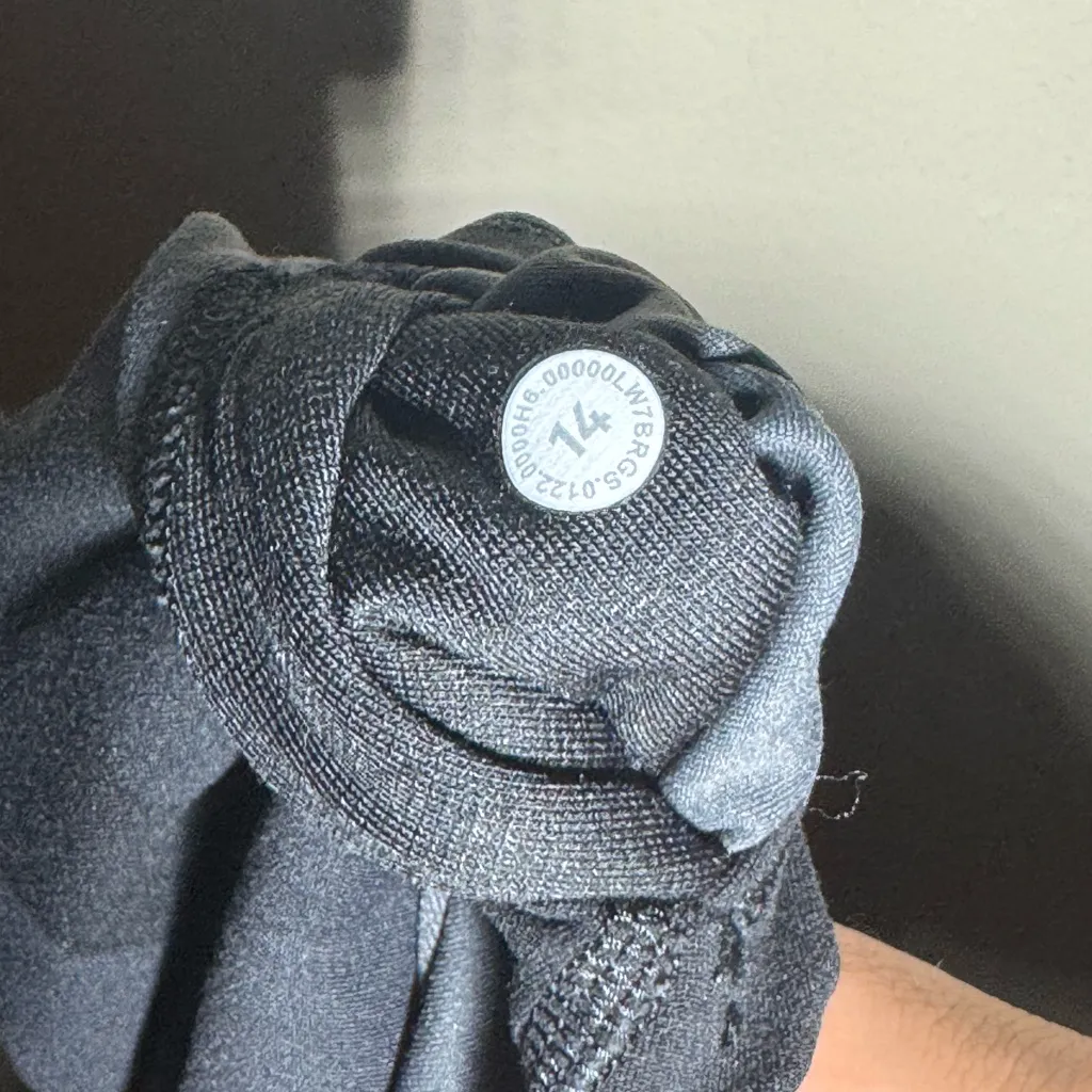 Lululemon Women's Camo Align Shorts Sz 14 - Image 6