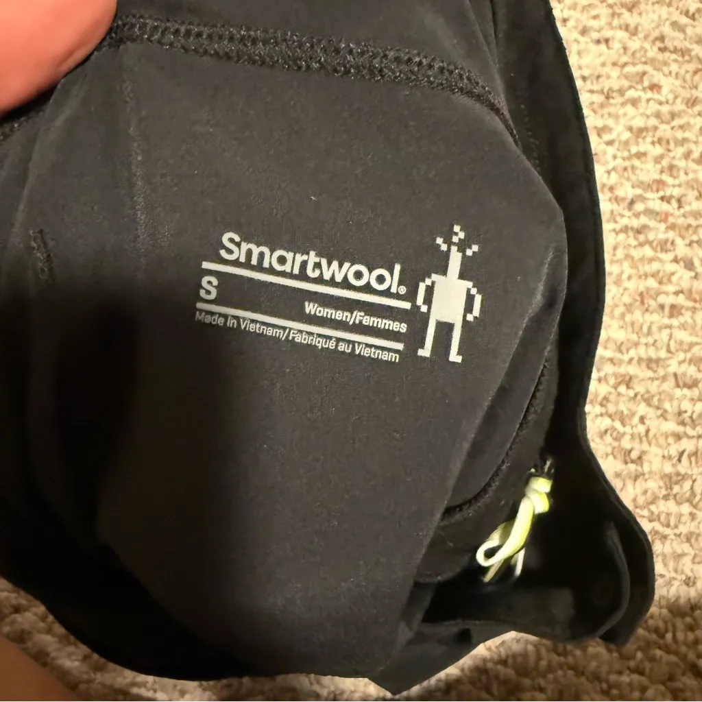 Smartwool Merino Hike Short Black- Size Small - Image 6