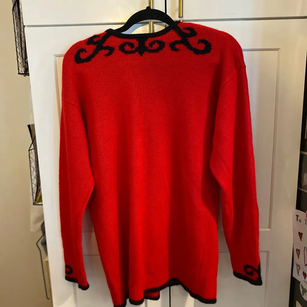 Vintage 90s Liz Claiborne Red silk Angora blend sweater black swirl embroidery. - Image 7