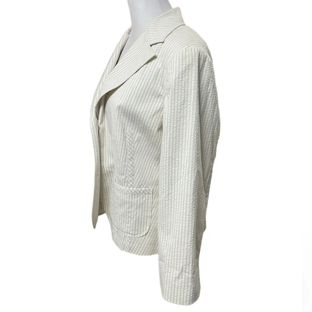 Tan & White Seersucker Stripe 3/4 Sleeve 2 Button Blazer Size 12 - Image 3