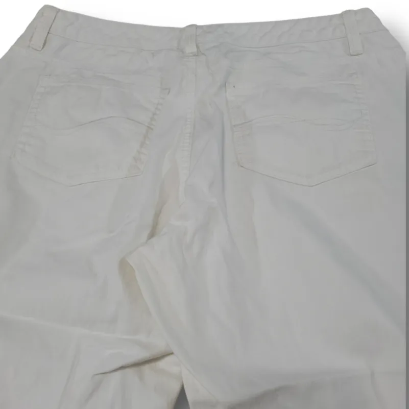 Lee Pants Size 12 33x18 Women's Lee Lower on the Waist Capri Pants Capris Casual  - Image 4