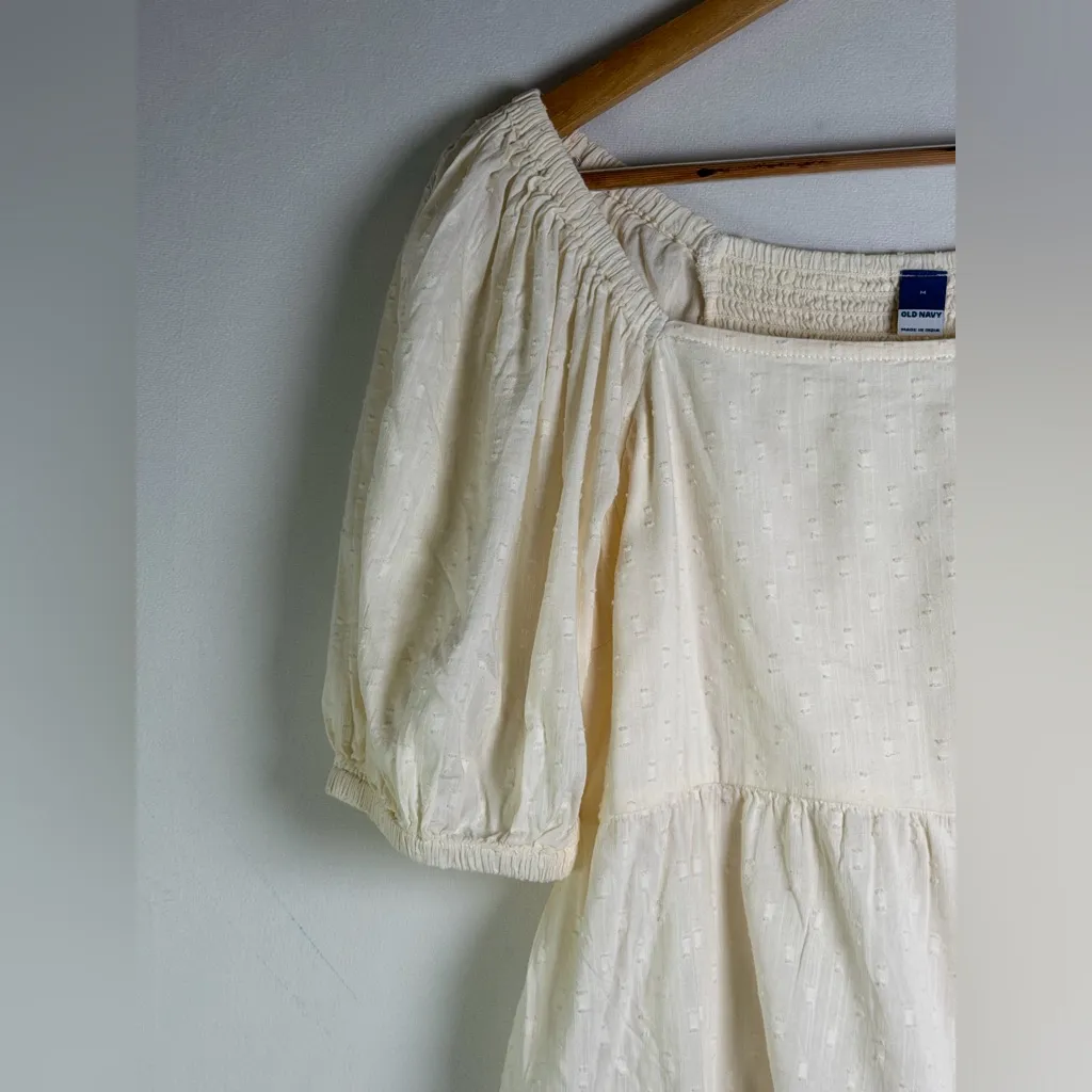 Old Navy Women Ivory Smocked Puff Sleeve Peplum Top Sz M Cottagecore Coquette - Image 3