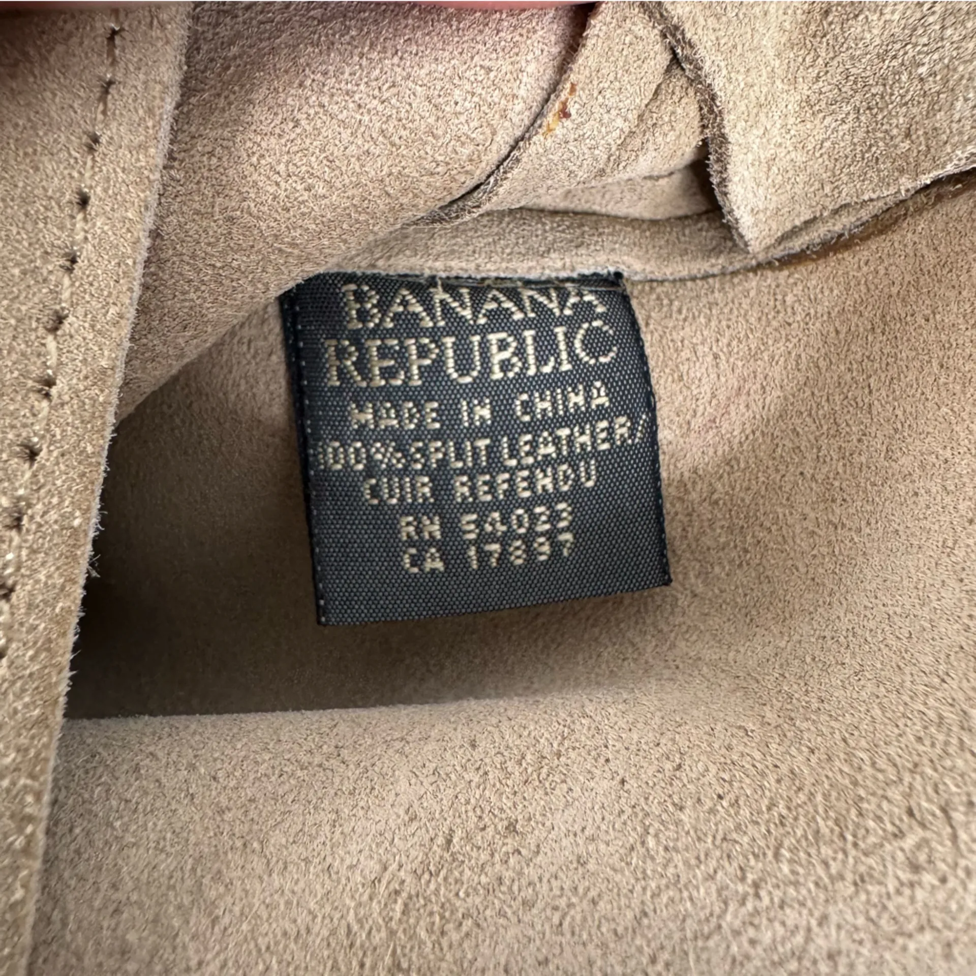Banana Republic Suede Shoulder Bag - Image 4