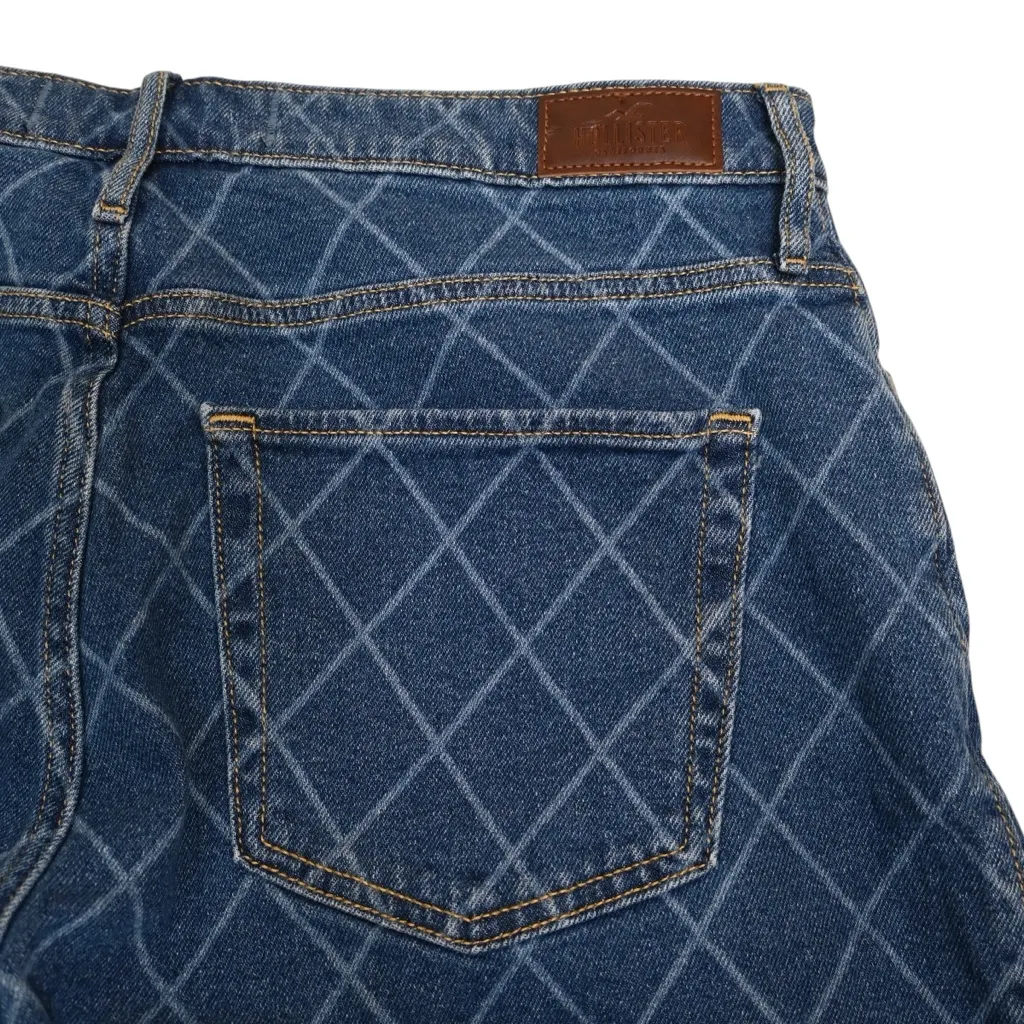 Hollister Women's 15 Ultra High-Rise Dad Jean - Image 6