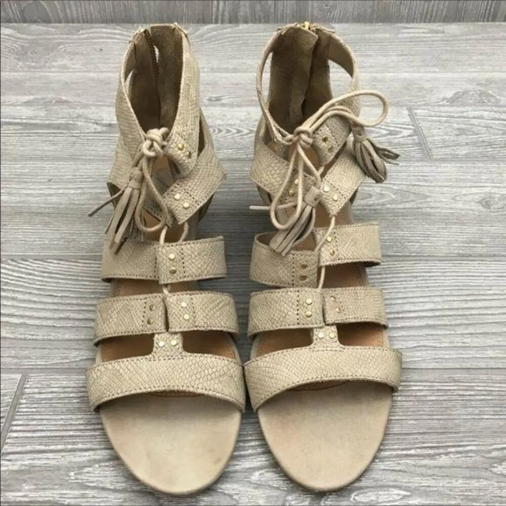 Ugg brown faux snakeskin print sandals shoes wedge heels size 9.5 - Image 2