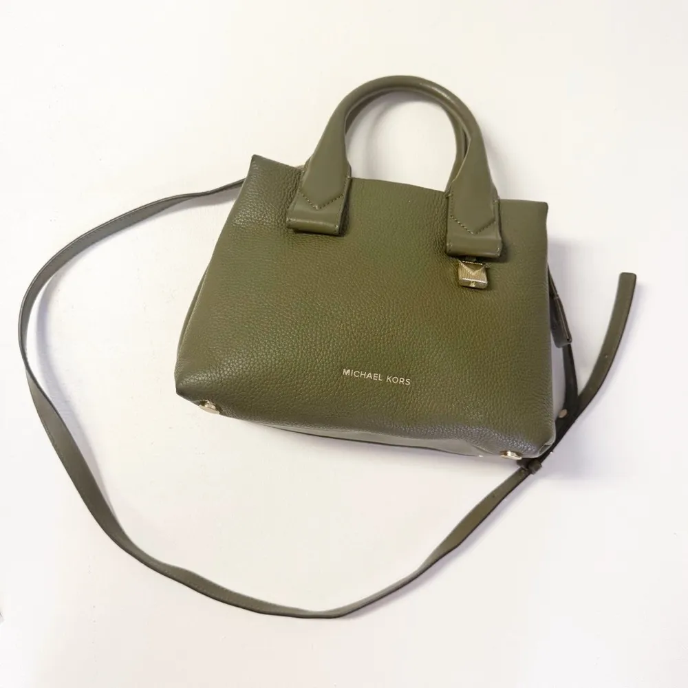 Michael Kors Rollins Satchel Green Pebbled Leather Tote Cross Body - Image 3