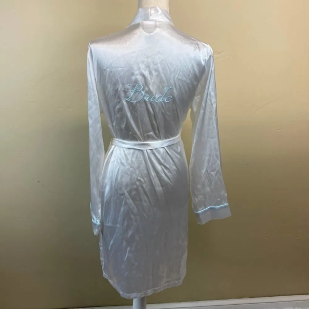 Apt. 9 Intimates Embroidered Bridal Write Wrapper Robe Size M - Image 4
