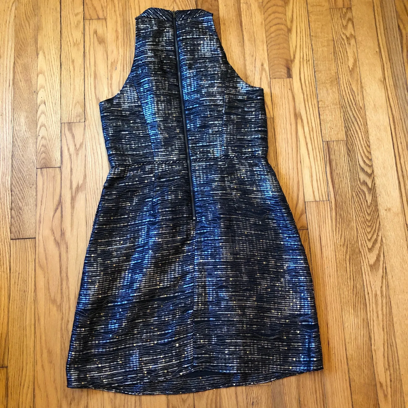 Aidan by Aidan Mattox Women's EUC Black and Gold Mock Neck Cocktail Dress -Sz 8 - Image 8