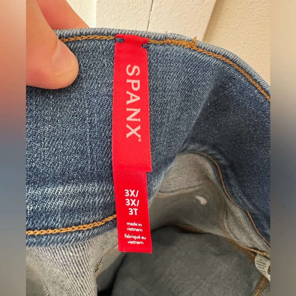 Spanx ‎ Women’s Plus Size SPANXshape EveryWear Flare Jeans Size 3X - Image 2