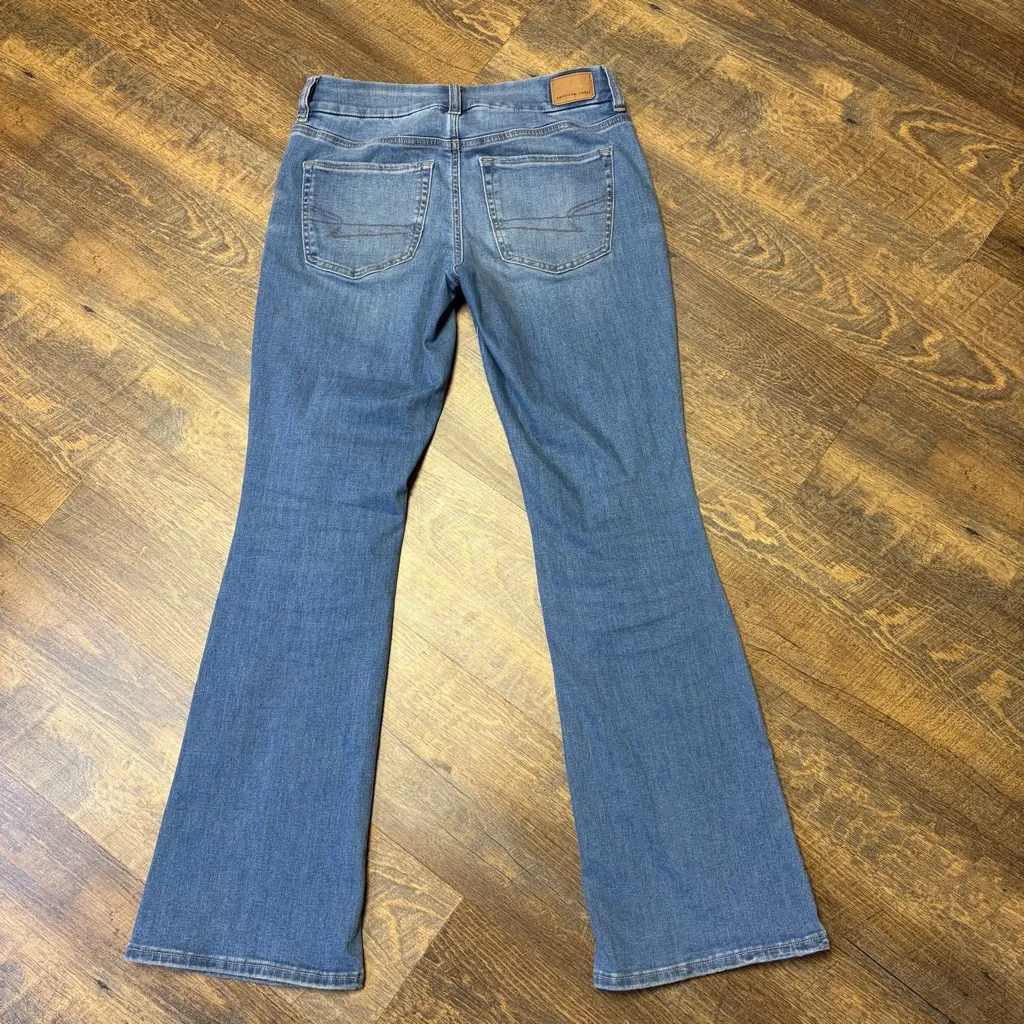 American Eagle Curvy Kick Boot Jeans Women's 6 Next Level Stretch Blue Denim - Image 6