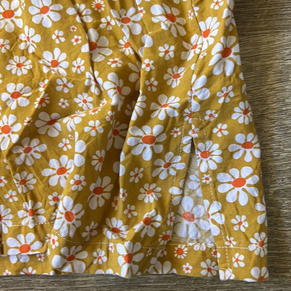 Big Bud Press Lazy Daisy Pantry Button Up Size XS Yellow - Image 3