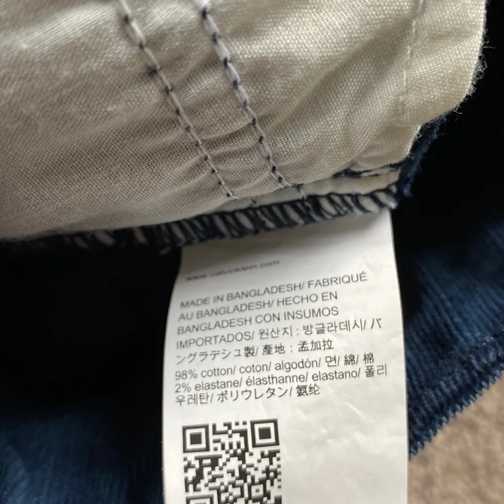 Calvin Klein Ultimate Skinny Corduroy Jeans SIZE 4/30 - Image 6