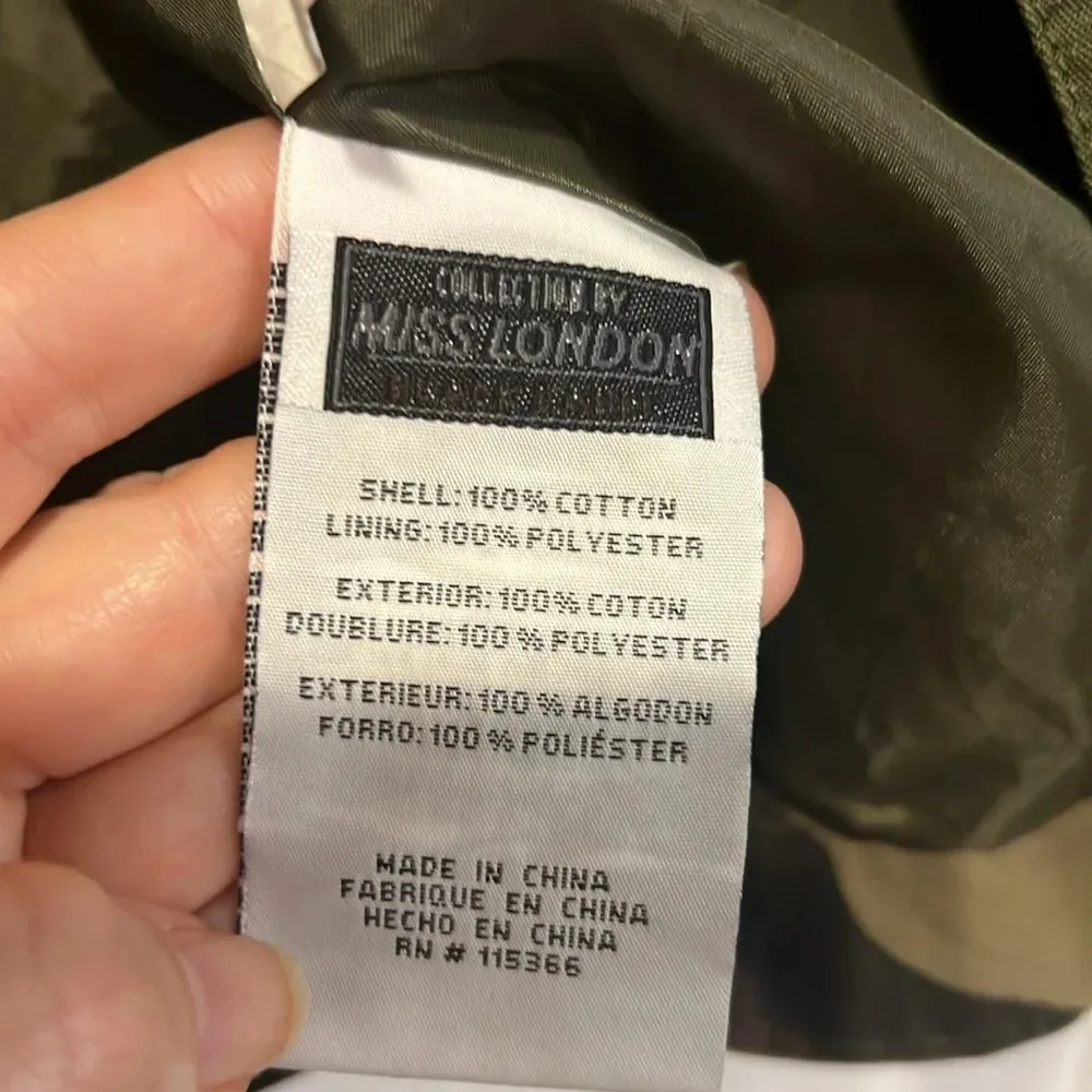 Miss London Black Label Camouflage print hooded jacket size small - Image 14