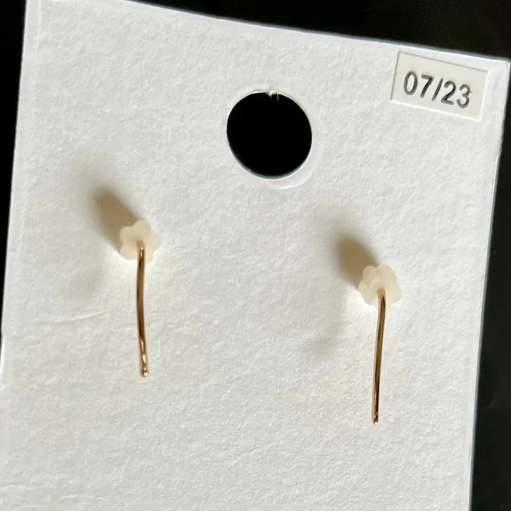 NWT  Multi Shape Layered Chandelier Drop Earrings - Image 2