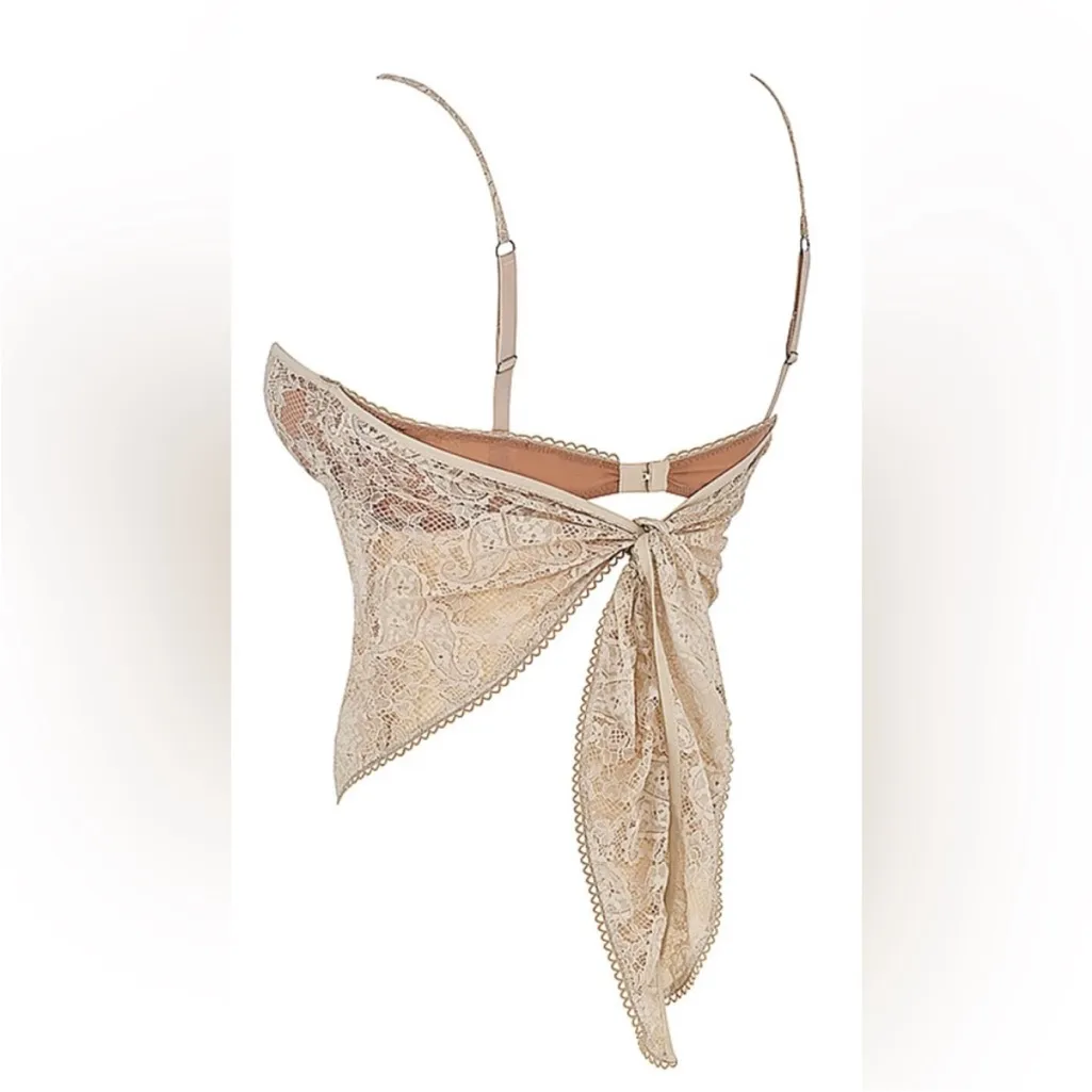 House of CB L D-DD FERNANDA CREAM PAISLEY LACE TOP‎ NWOT sheer - Image 3