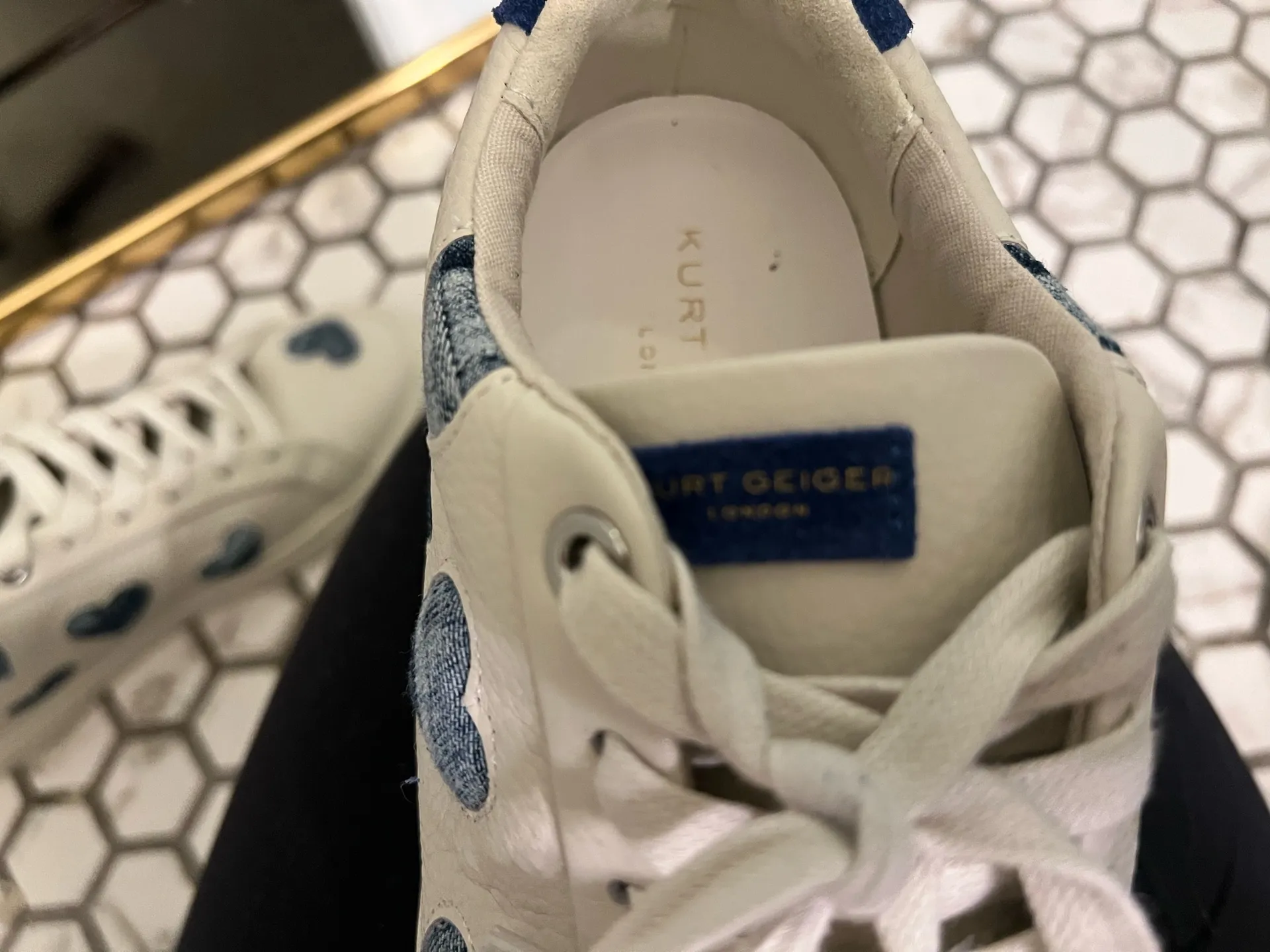 Kurt Geiger London Women’s  Sz 8 - Image 5