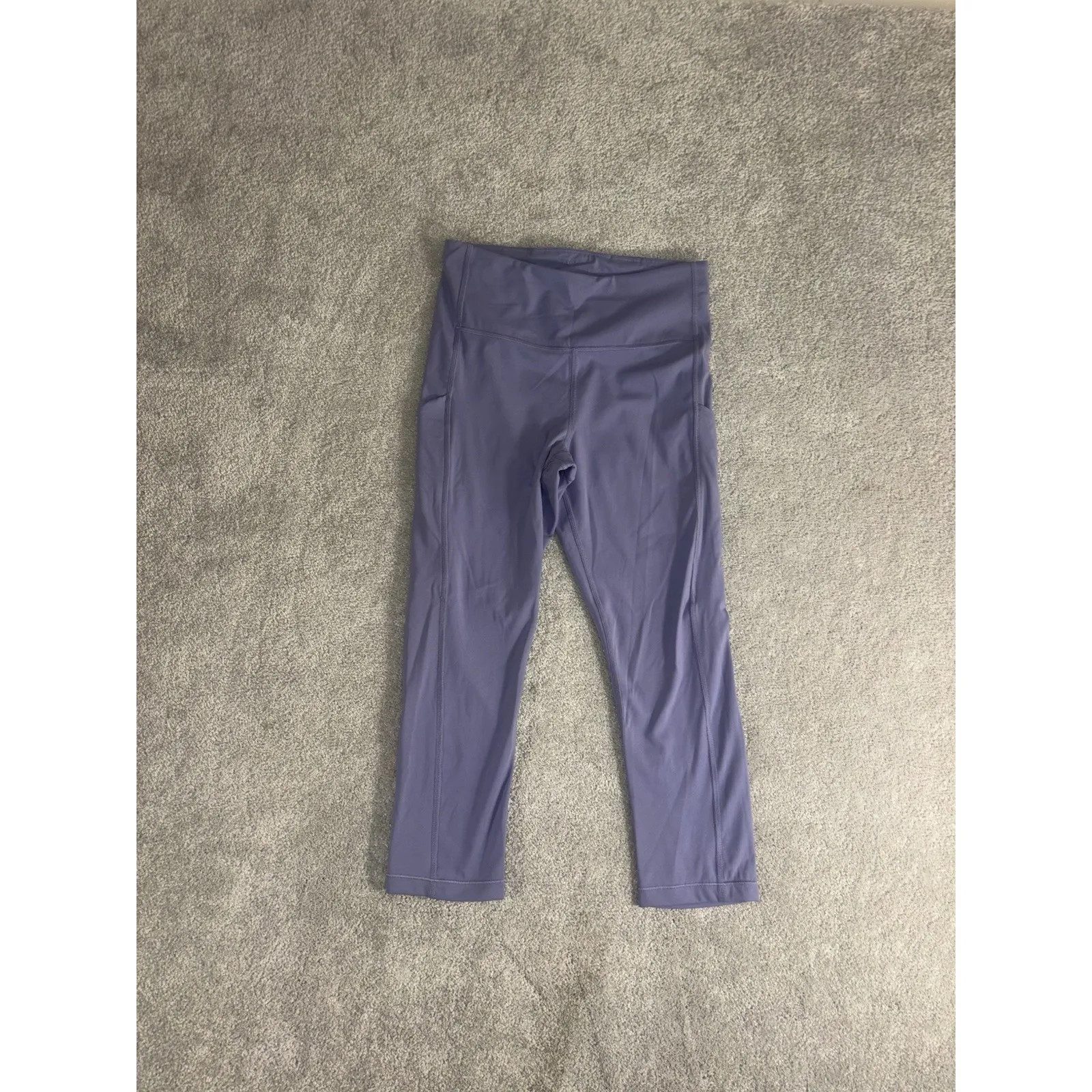 ATHLETA Ultimate Stash Pocket‎ Capri Athletic Legging Pants Small Light Purple - Image 2