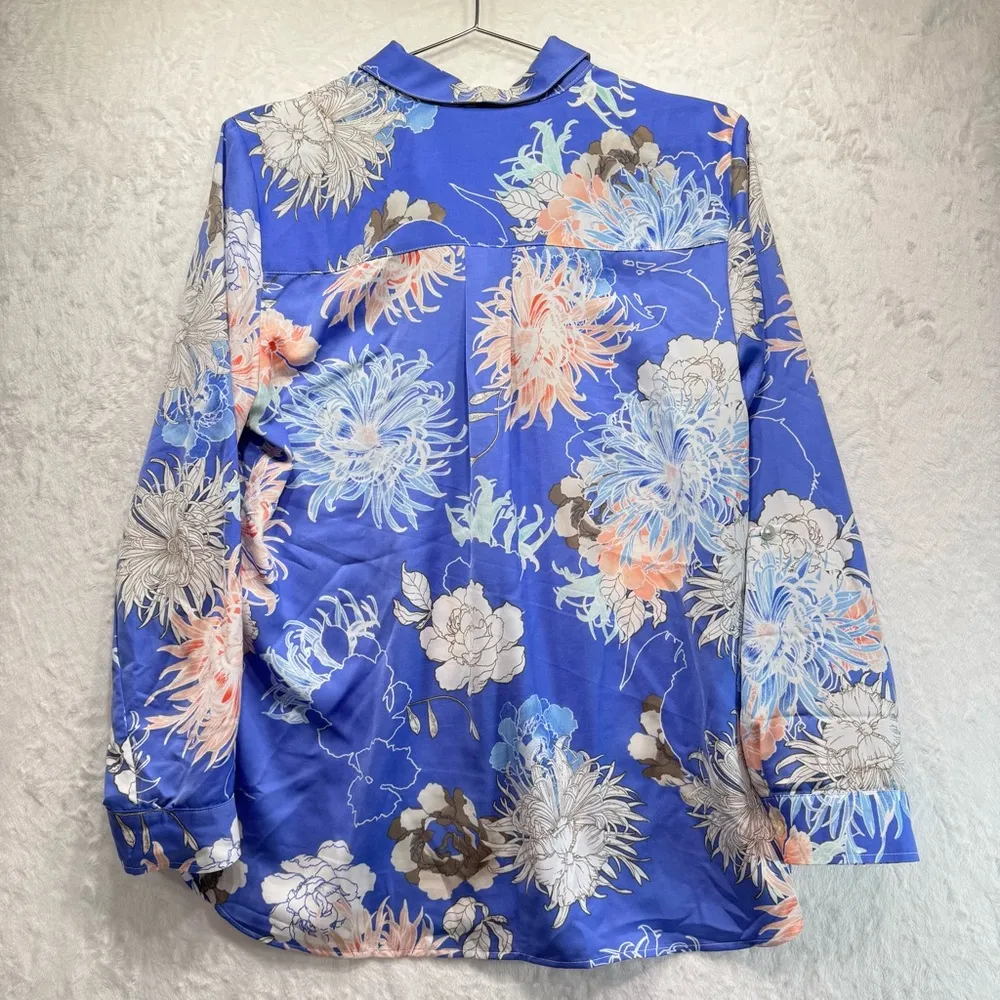 Chico’s Cobalt Blue Floral Button Front Blouse V Neck Roll Up Long Sleeves 1/M - Image 2