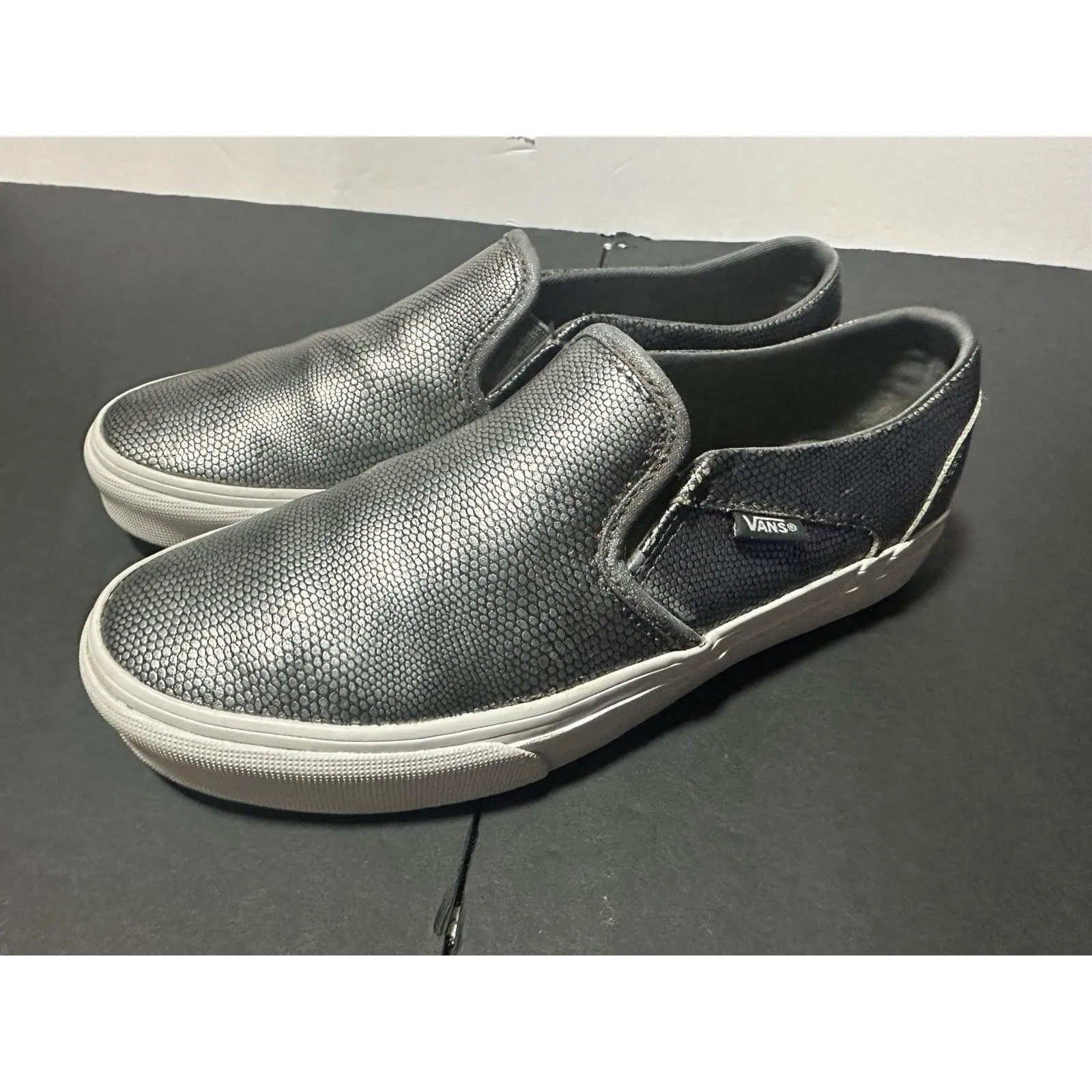 Vans Asher Slip On Shoes Metallic Silver Snake Skin Sneakers Size 7.5 - Image 7