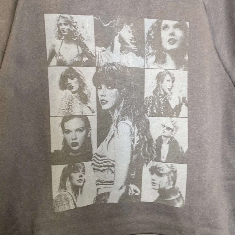 Taylor Swift Gray Official Eras Tour Hooded Pullover Sweatshirt NWOT Sz XL - Image 2