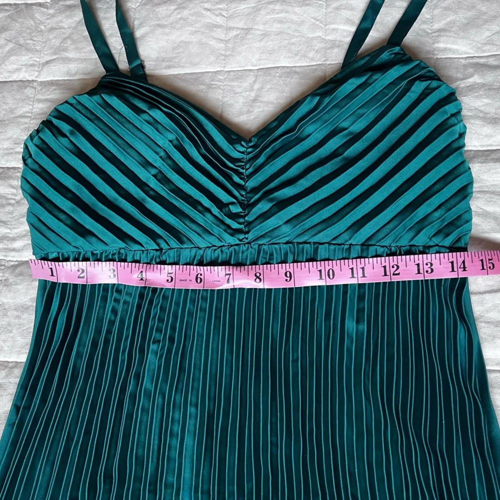 Boston Proper Emerald Green Pleated Liquid Shine Babydoll Maxi Dress Formal - 8 - Image 10