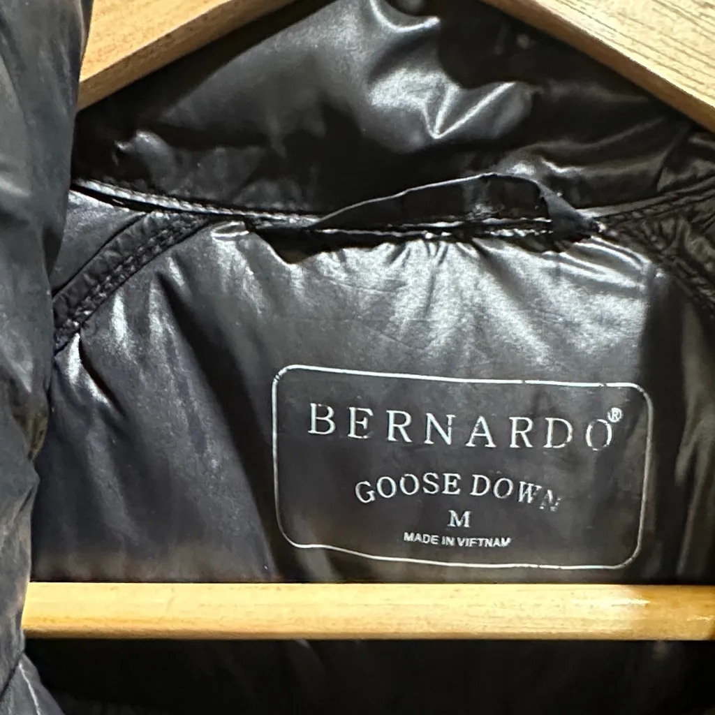 Bernardo Medium Reversible Goose Down Vest - Image 2