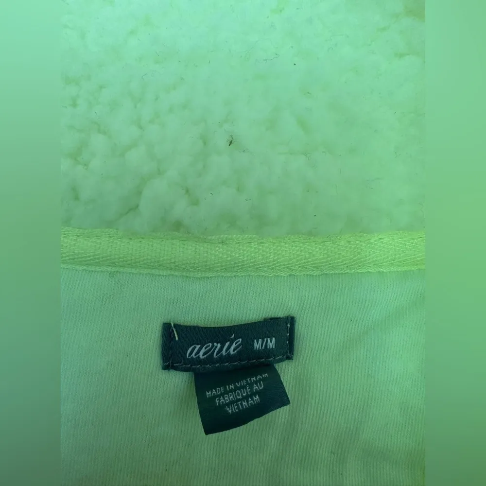 Aerie NWT Cloud Sherpa Oversized pullover tennis ball green sz medium 24” p2p - Image 10