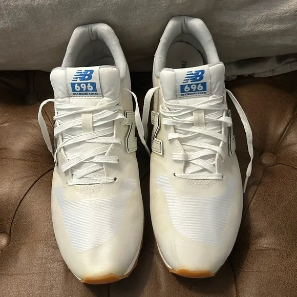 New Balance 696. Size 9 - Image 2