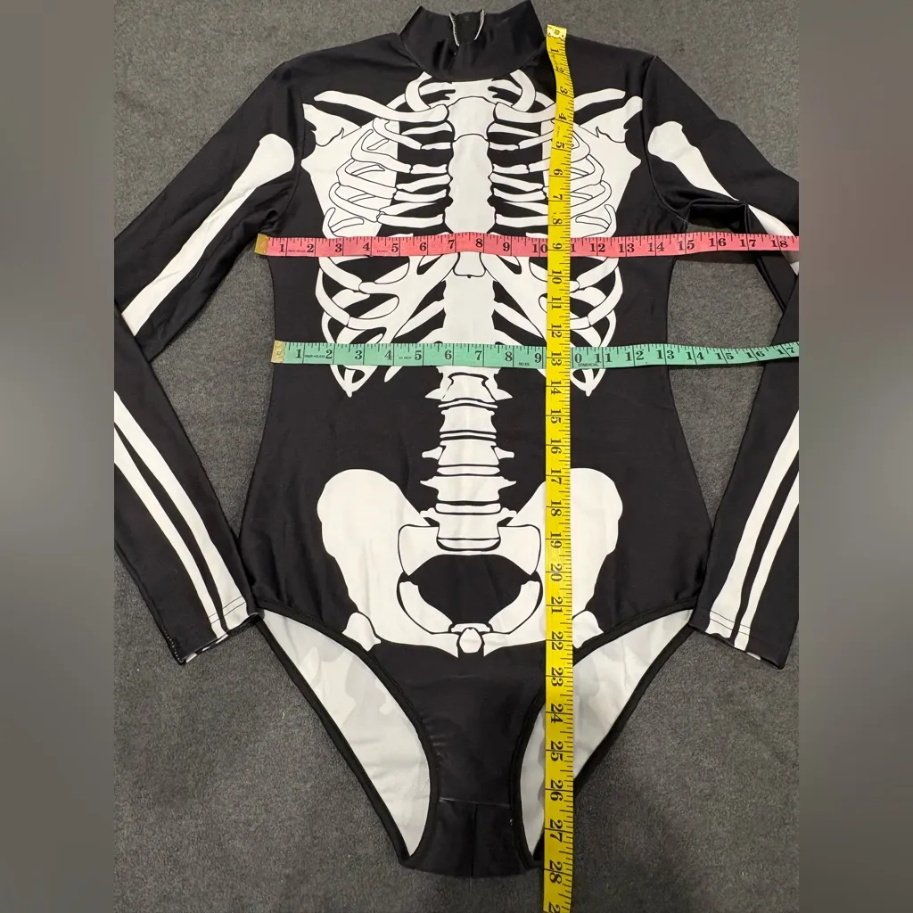 🆕 Skeleton Print Black Bodysuit Size S/M - Image 3