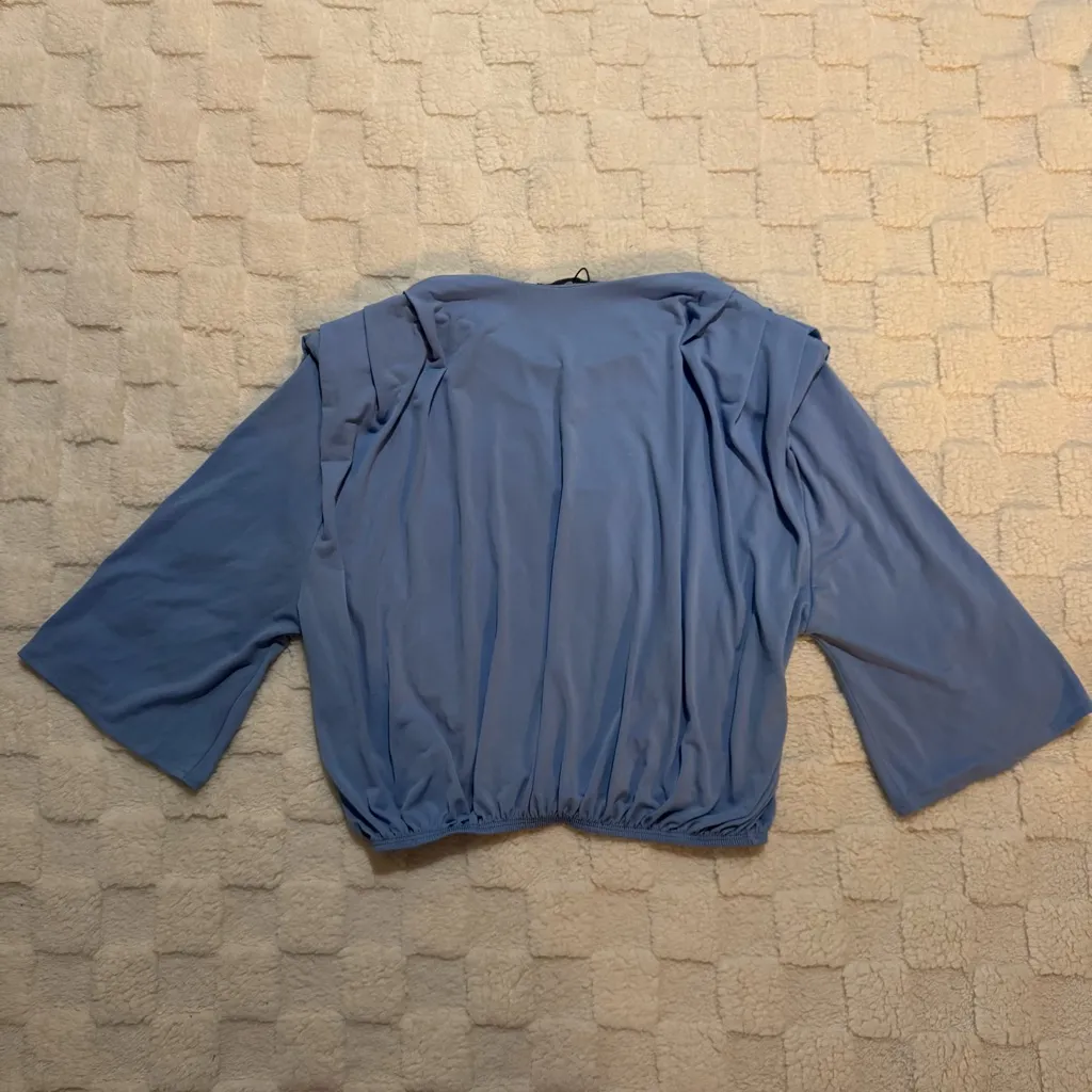 Zara Light Blue Shoulder Pad Blouse Top, Flowy Sleeves, Women’s Medium NWT - Image 3