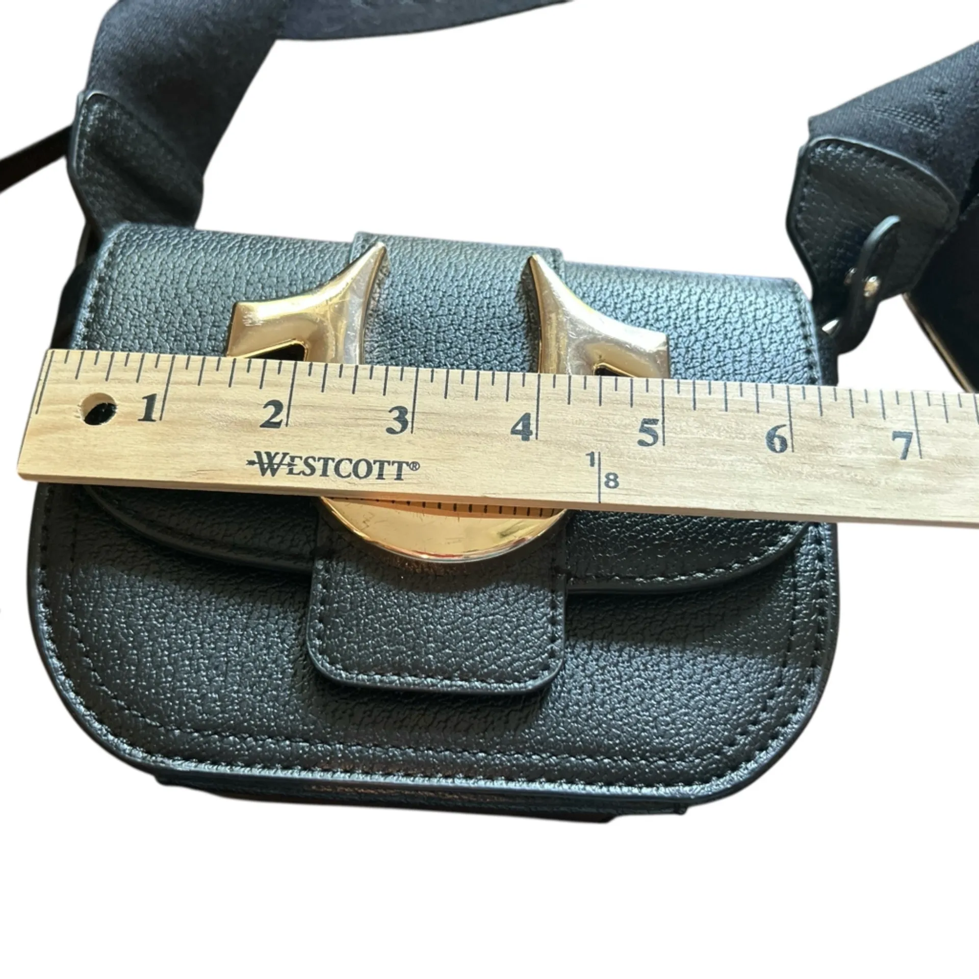 True Religion Women's Black Horseshoe Logo Crossbody‎ Bag - Image 3