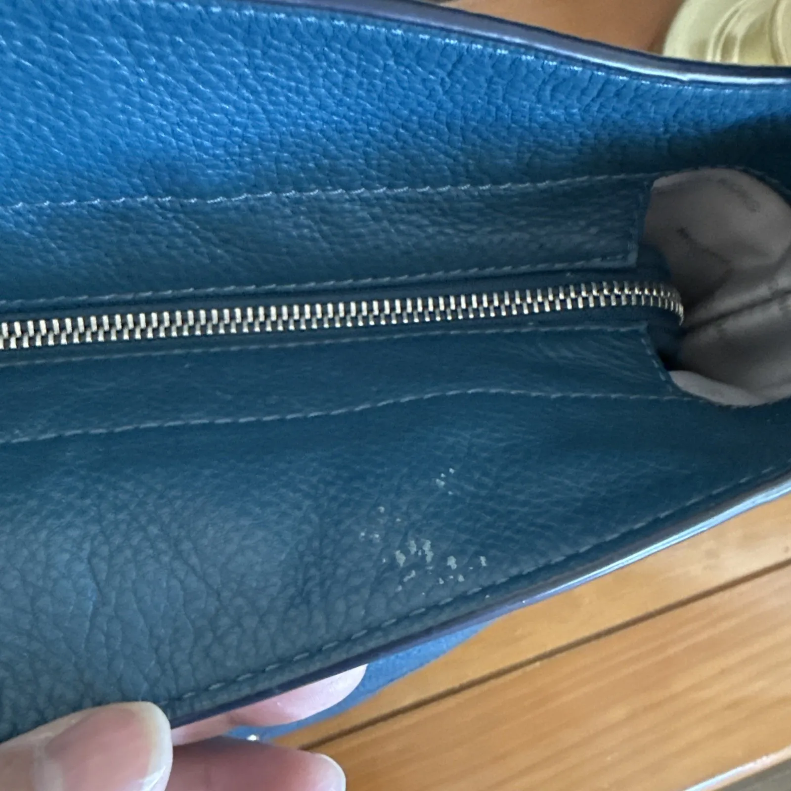 Michael Kors Evie Large Pebbled Leather Hobo Bag Silver Tone Hardware-READ - Image 11