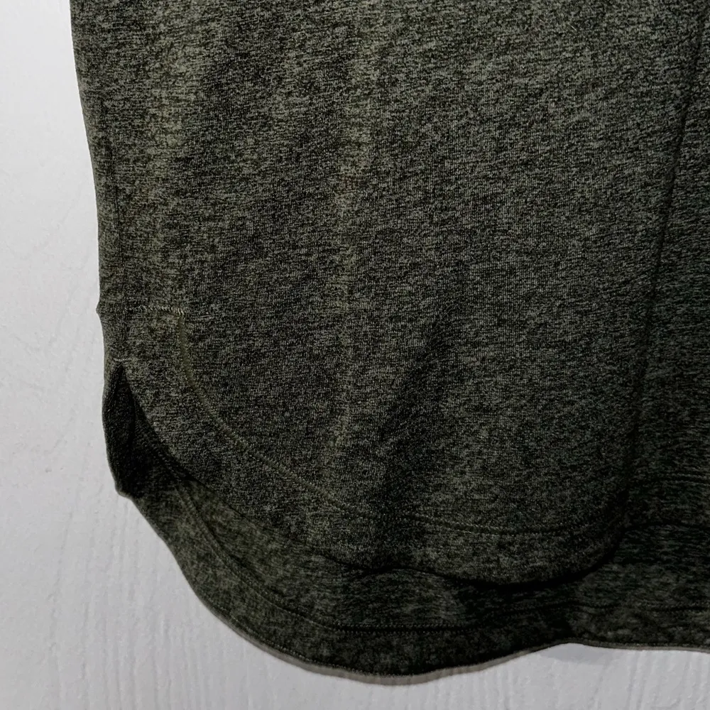 Athleta Heathered Hunter Green UpTempo Workout Tee - Image 3