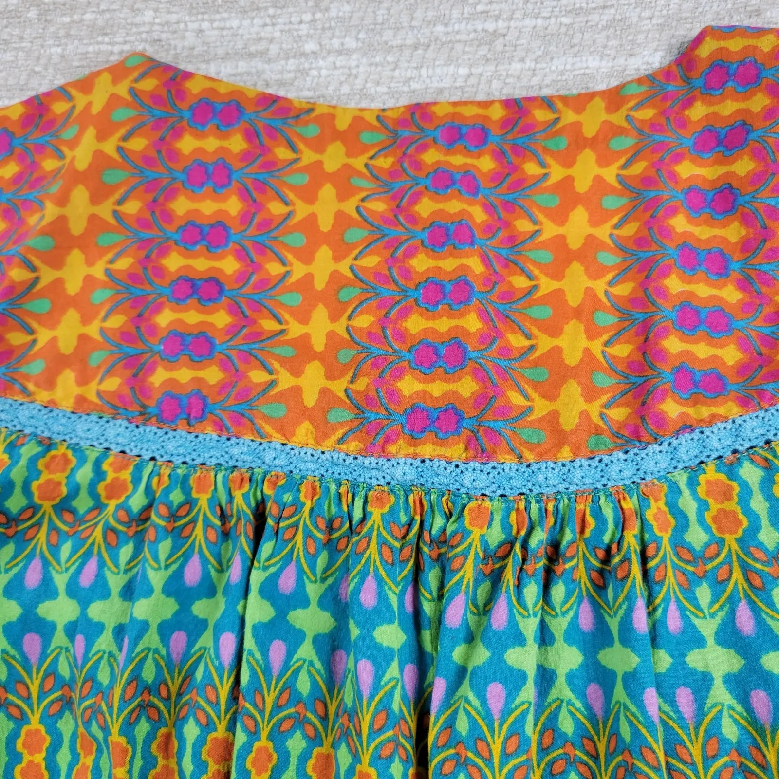 Generation Woman Pakistani Dress 10‎ Green Cotton Paneled Print Embroidered Maxi - Image 6