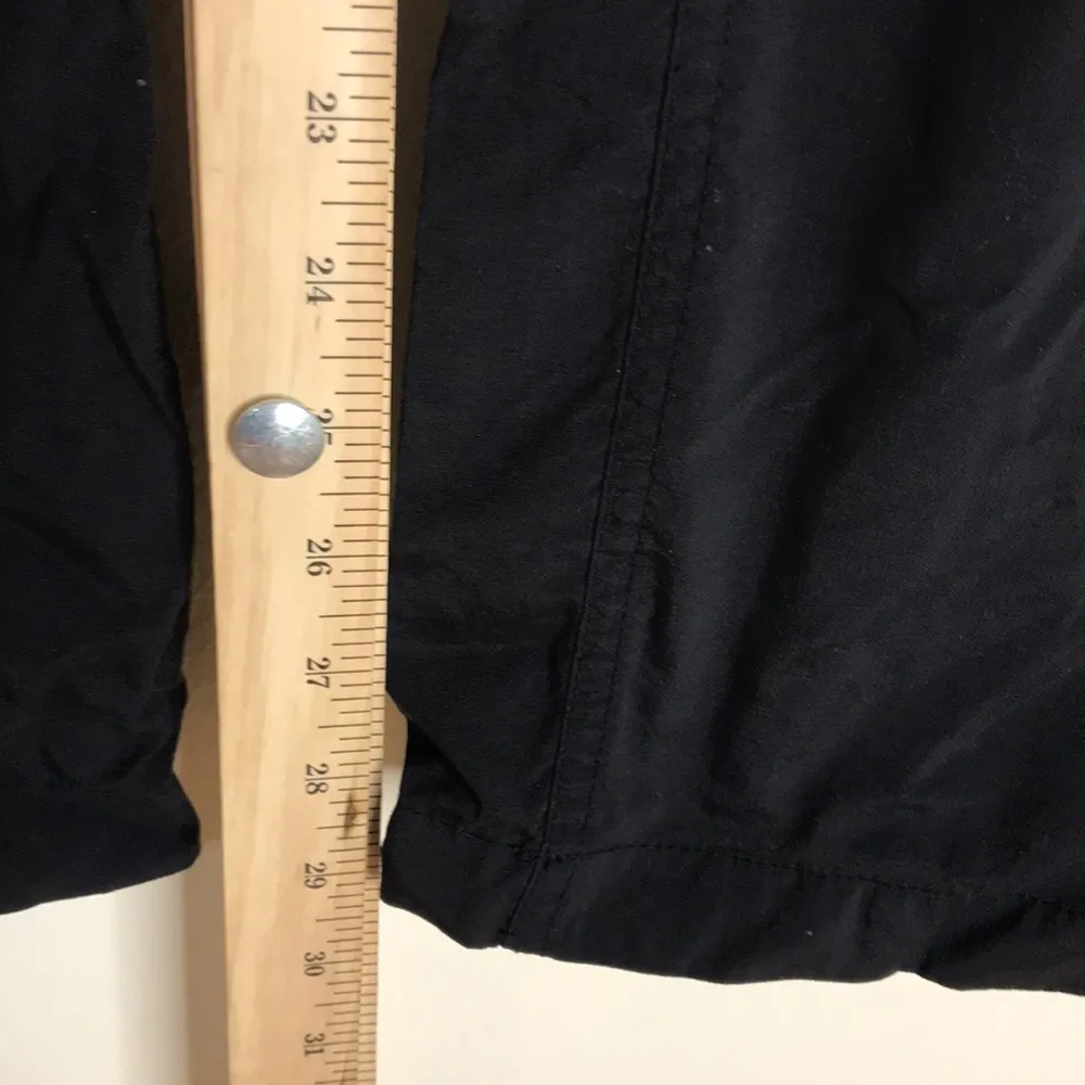 The North face ladies nylon convertible pants size 8 - Image 7