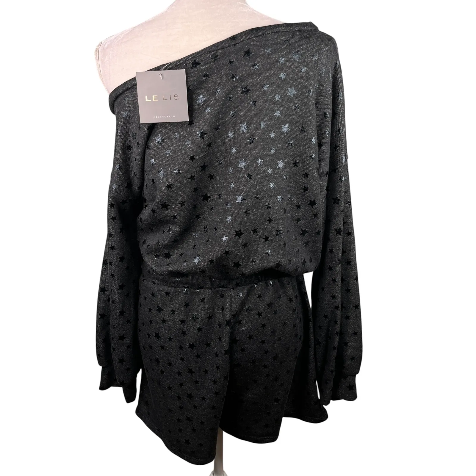 Le Lis Collection Romper Black Stars Large Pockets Off Shoulder New - Image 3
