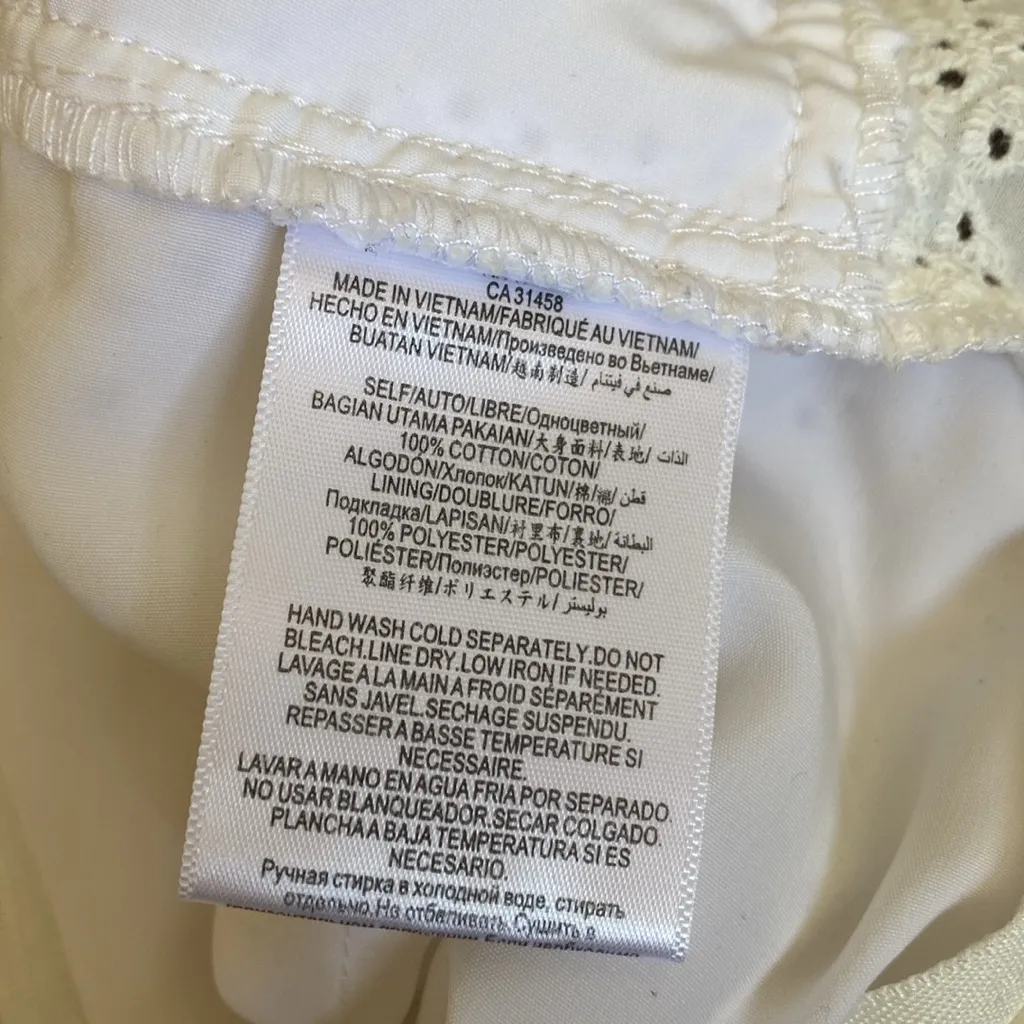 BCBGeneration 4/$20  Mini Shorts Sleeveless Romper Lace Eyelet White - Image 6