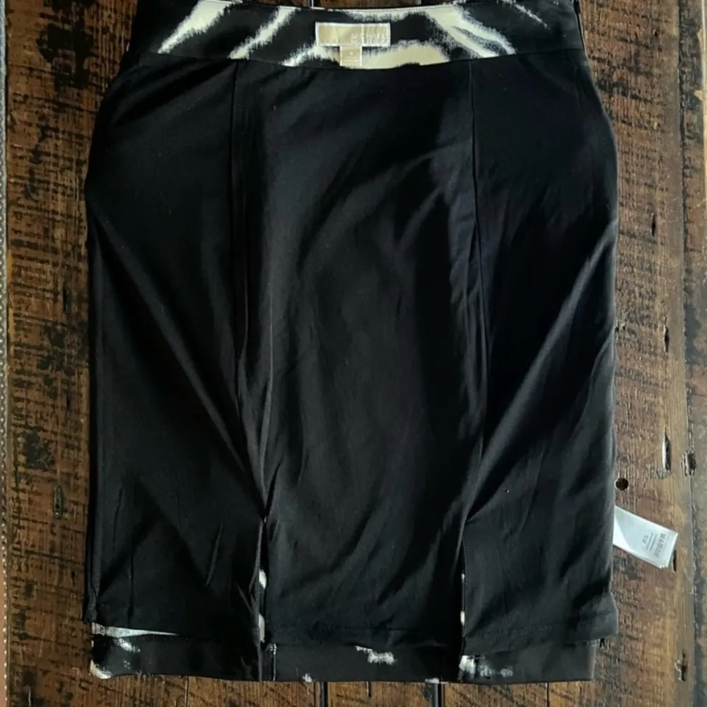 Michael Kors Zebra Print Skirt Size 8 - Image 9