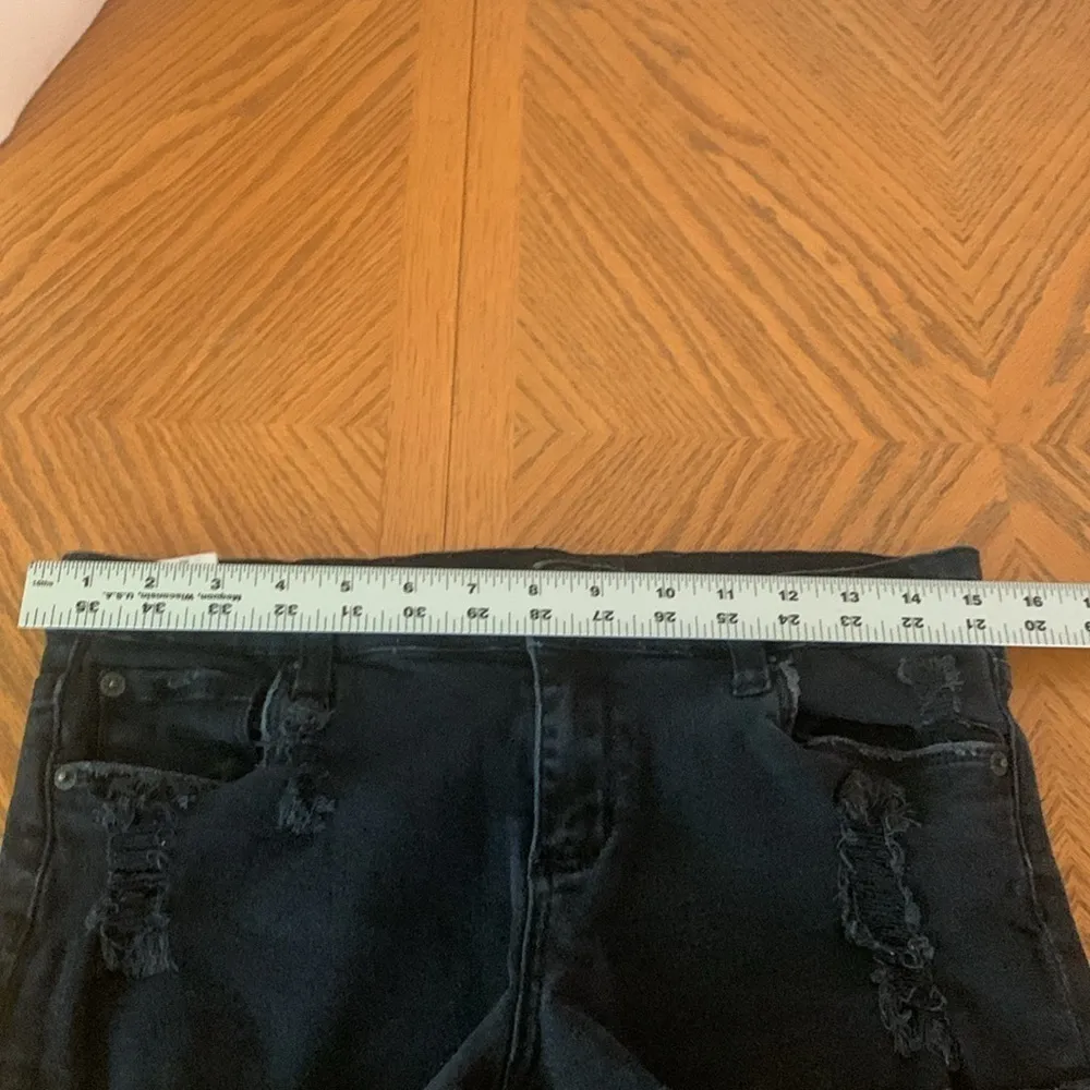 STS black jean shorts - Image 8