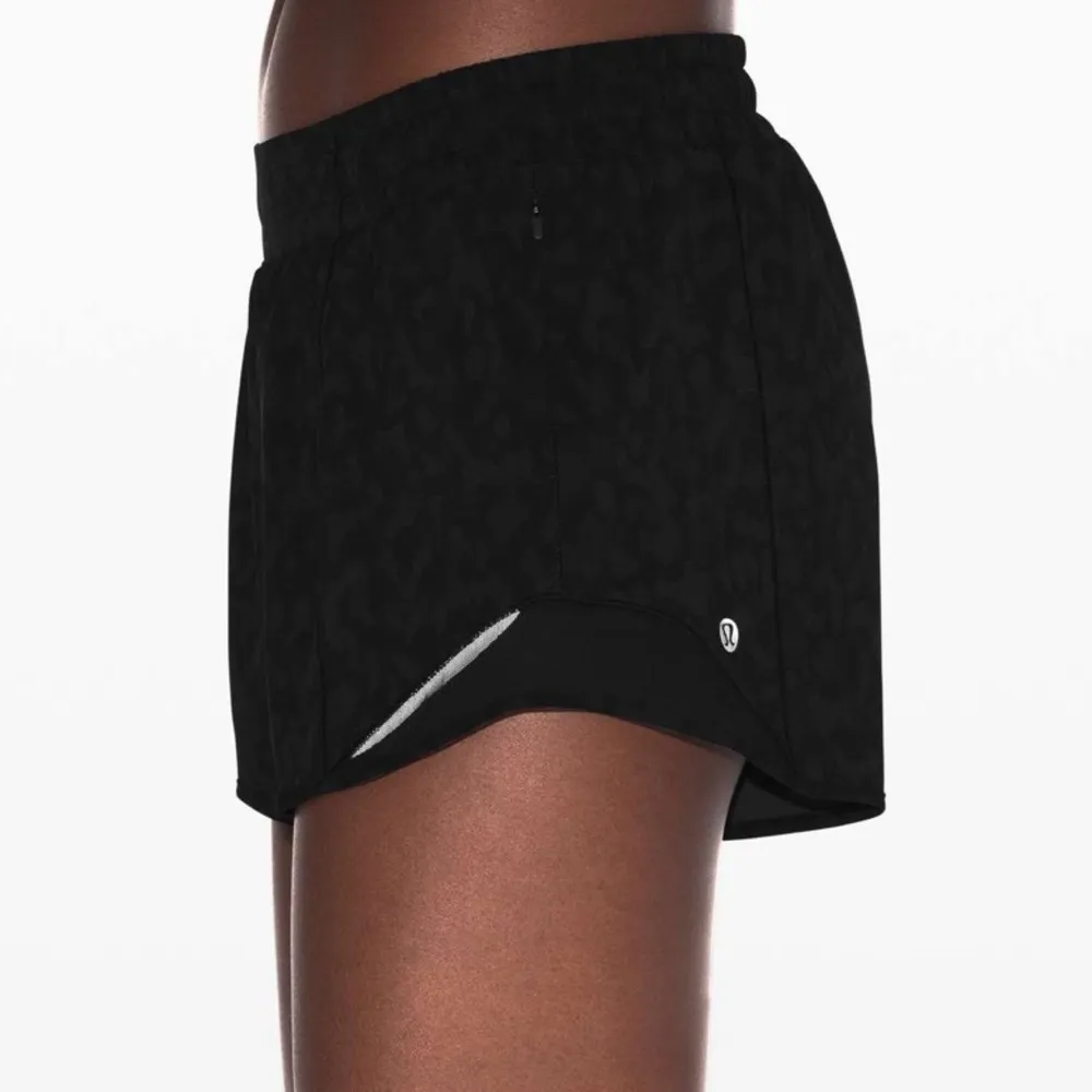 Lululemon Hotty Hot Short II *Long 4" - Image 7