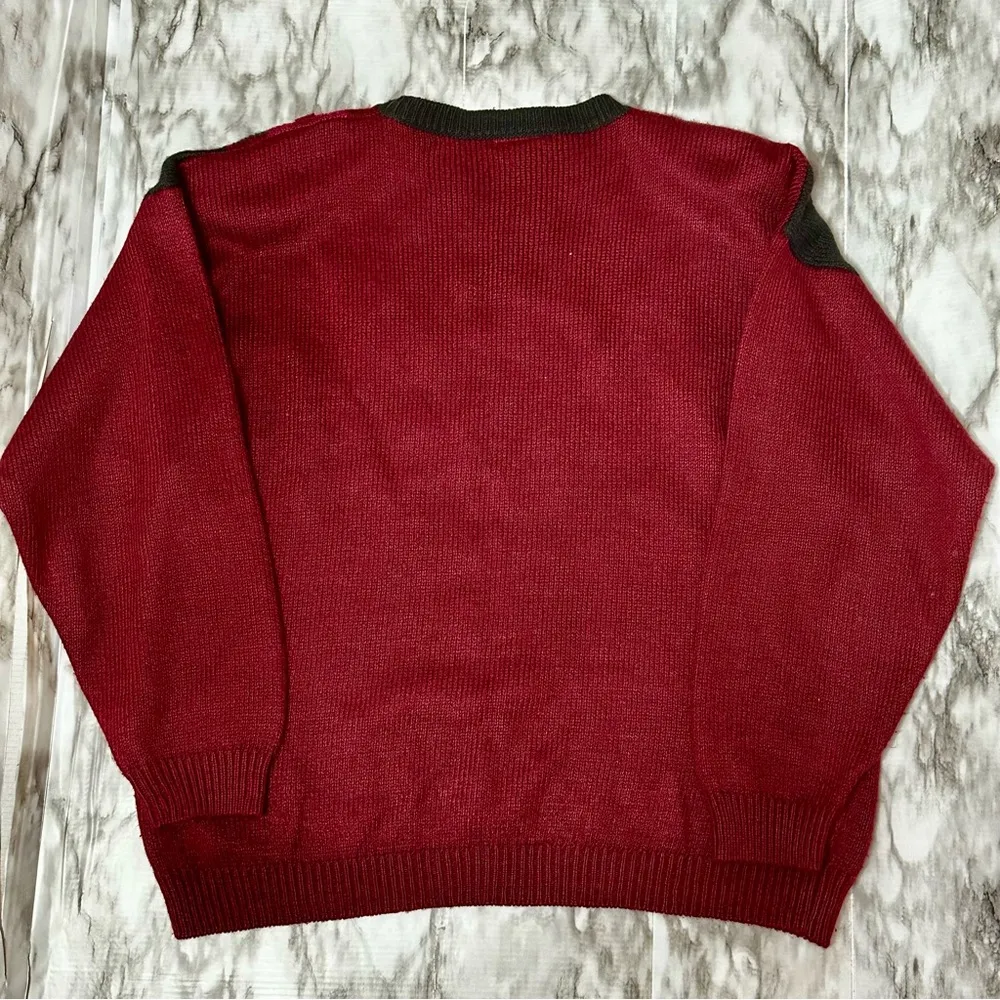Jantzen Dark Red Crew Neck Sweater with Vintage Floral Design Vintage 90s Bold - Image 6