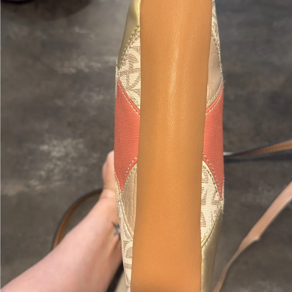 Giani Bernini  Multicolor Patchwork Crossbody Bag - Image 4