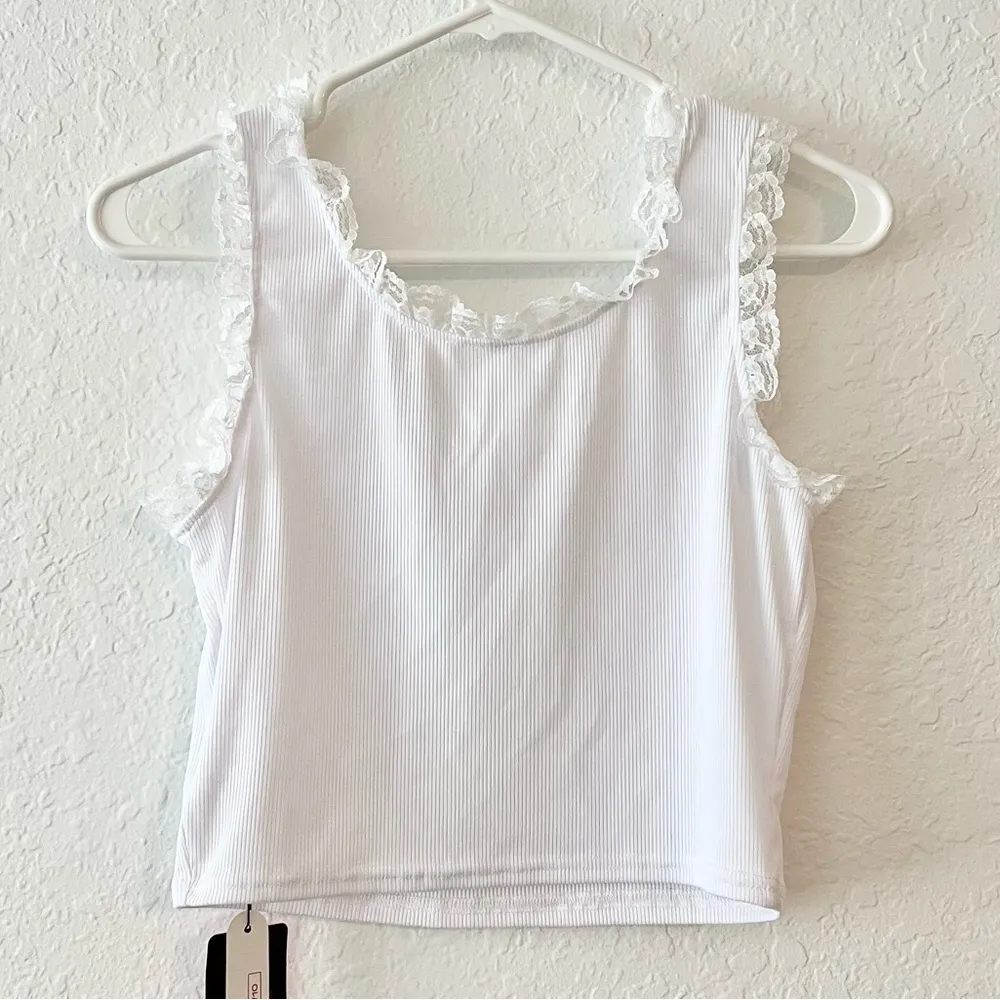 NWT Play With Me Devil Teddy Bear White Crop Lace Trim Tank Top Size Medium - Image 4