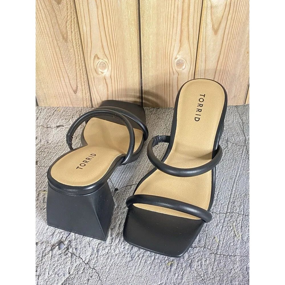 NEW  Torrid Block Heel Sandals Black Square Toe Strappy Puffy Woman’s Size 7.5WW - Image 3