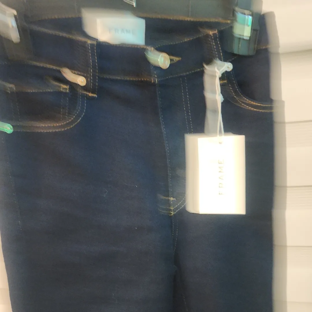 FRAME Sleek Straight Leg Jeans Size 26 - Image 6