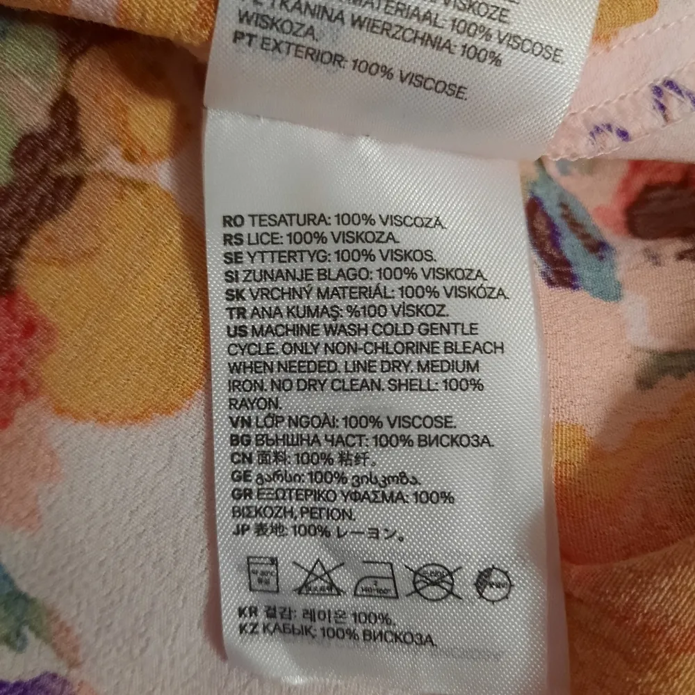 H&M  Floral Dress Medium - Image 6